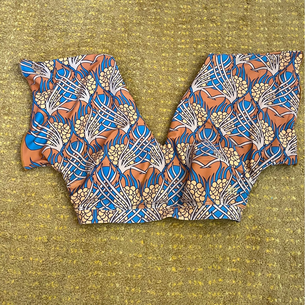 Albion Fit swim top